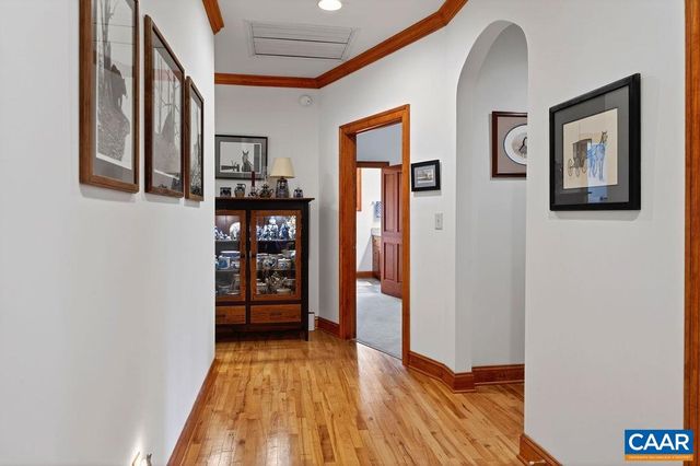 519 FOOTHILLS DR, Nellysford, VA 22958