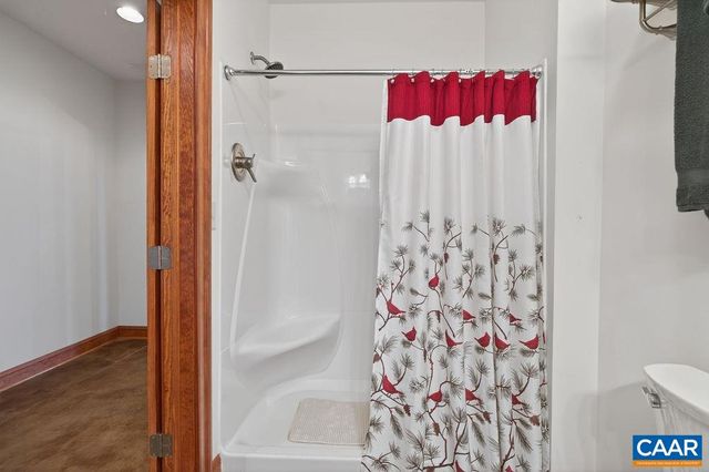 519 FOOTHILLS DR, Nellysford, VA 22958