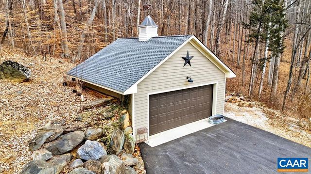 519 FOOTHILLS DR, Nellysford, VA 22958