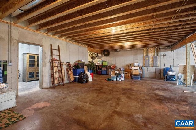 519 FOOTHILLS DR, Nellysford, VA 22958