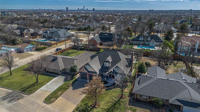 1902 Elmhurst Avenue, Nichols Hills, OK 73120