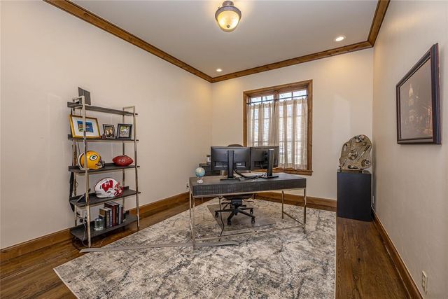 1902 Elmhurst Avenue, Nichols Hills, OK 73120