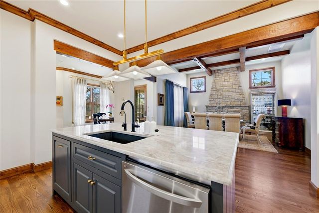 1902 Elmhurst Avenue, Nichols Hills, OK 73120