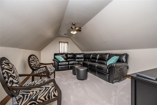 1902 Elmhurst Avenue, Nichols Hills, OK 73120