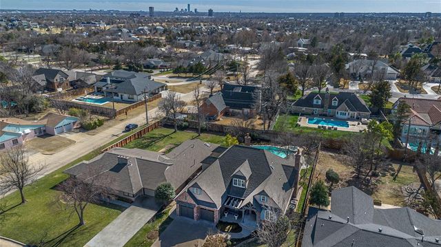 1902 Elmhurst Avenue, Nichols Hills, OK 73120