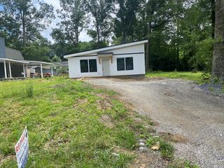 1002 Delaware Drive, Dalton, GA 30721