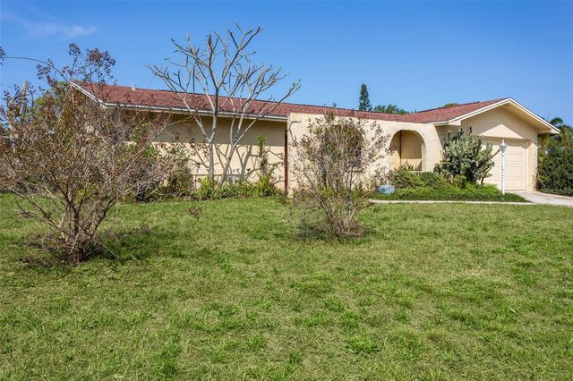 1354 BUCKINGHAM DR, Clearwater, FL 33756