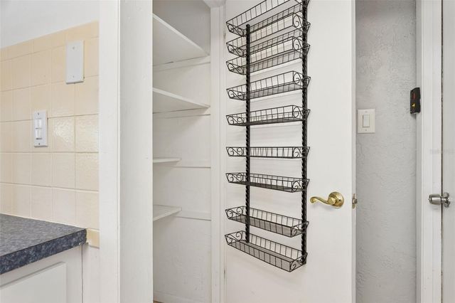 1354 BUCKINGHAM DR, Clearwater, FL 33756