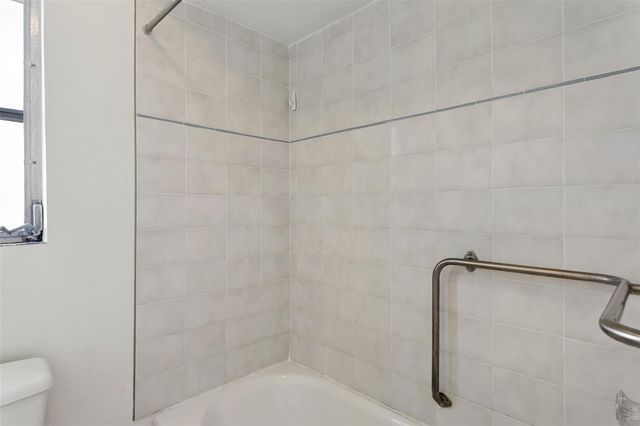 1354 BUCKINGHAM DR, Clearwater, FL 33756