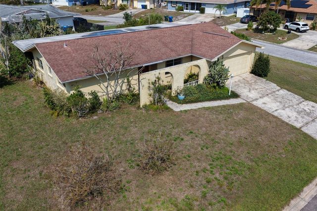 1354 BUCKINGHAM DR, Clearwater, FL 33756