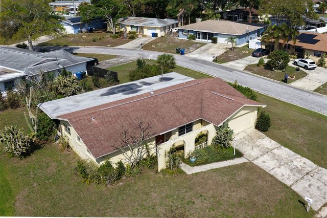 1354 BUCKINGHAM DR, Clearwater, FL 33756