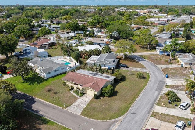 1354 BUCKINGHAM DR, Clearwater, FL 33756