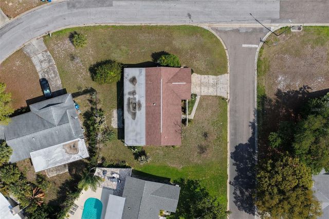 1354 BUCKINGHAM DR, Clearwater, FL 33756