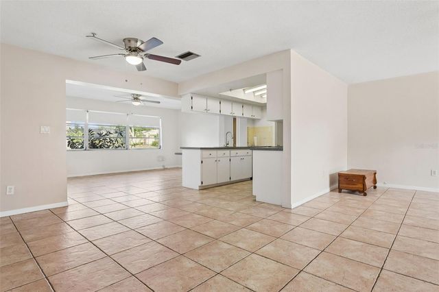 1354 BUCKINGHAM DR, Clearwater, FL 33756