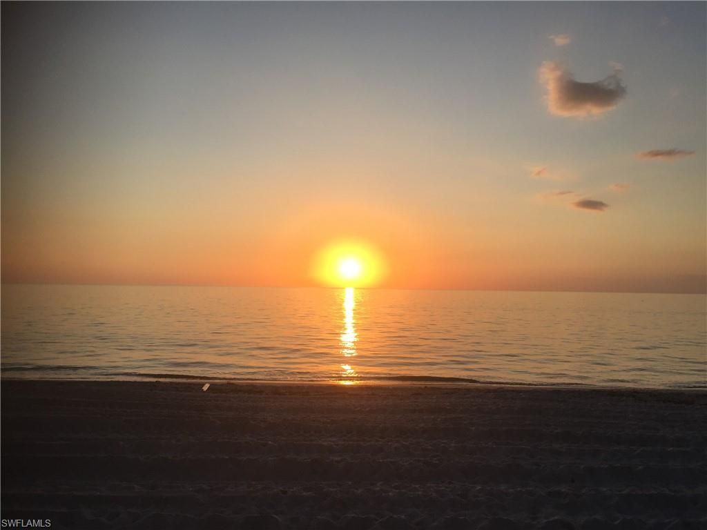 6585 Nicholas BLVD 1001, Naples, FL 34108