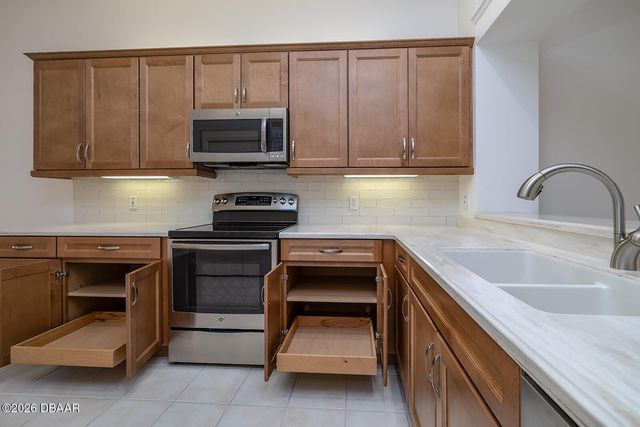 1141 Athlone Way, Ormond Beach, FL 32174