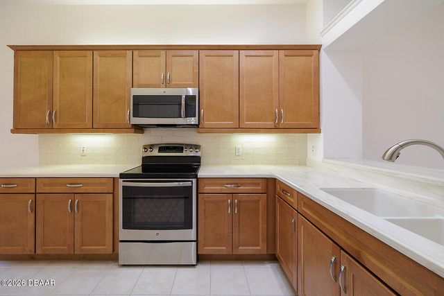 1141 Athlone Way, Ormond Beach, FL 32174