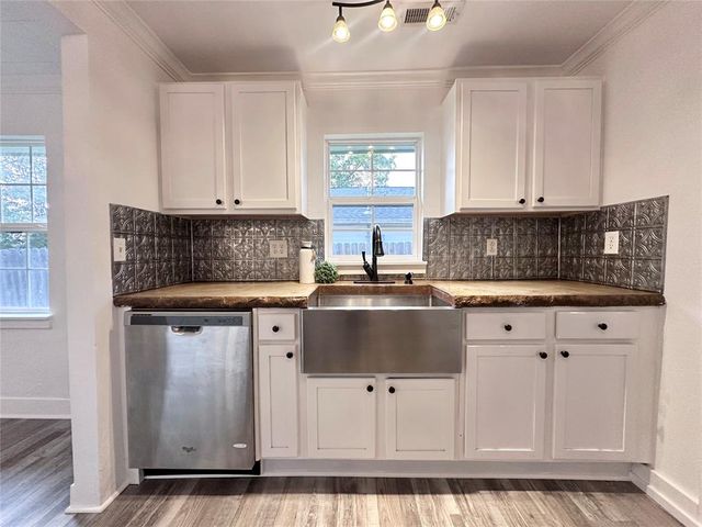 1627 N Market Avenue, Shawnee, OK 74804