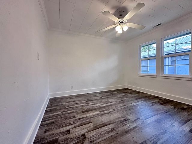 1627 N Market Avenue, Shawnee, OK 74804