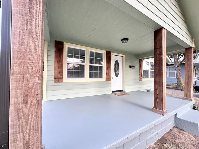 1627 N Market Avenue, Shawnee, OK 74804