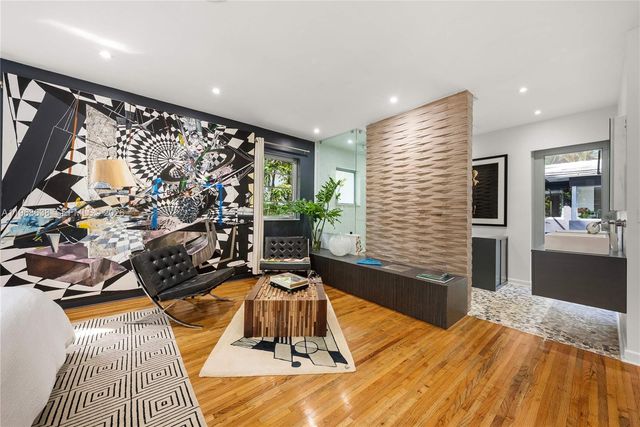 5600 N Bayshore Dr, Miami, FL 33137