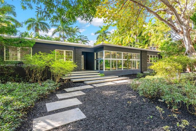 5600 N Bayshore Dr, Miami, FL 33137