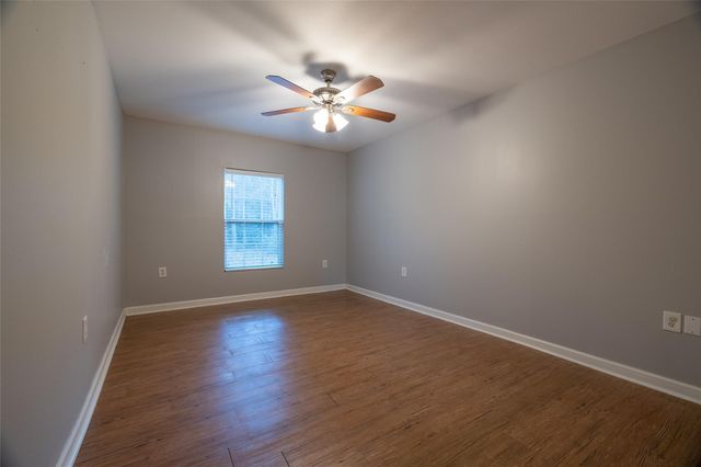 2405-2407 County Road 2235, Cleveland, TX 77327