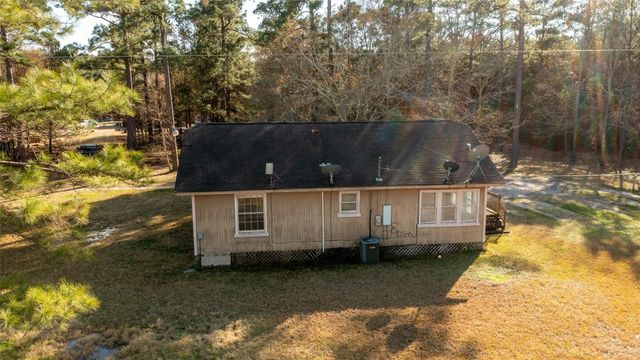 2405-2407 County Road 2235, Cleveland, TX 77327