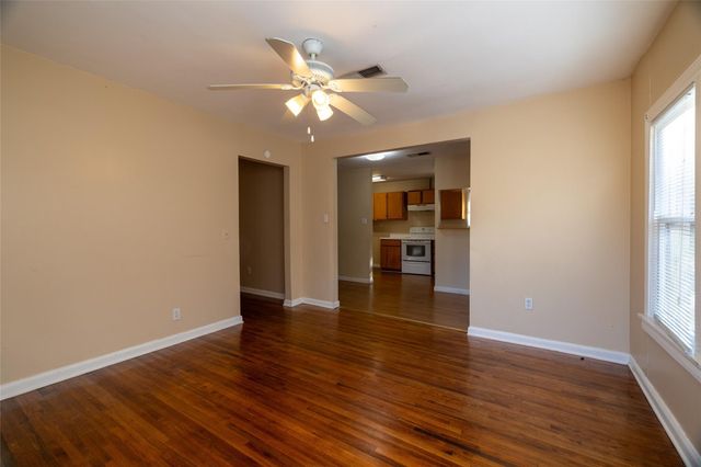 2405-2407 County Road 2235, Cleveland, TX 77327