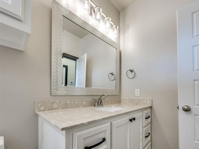 1525 NW 17th Place, Newcastle, OK 73065