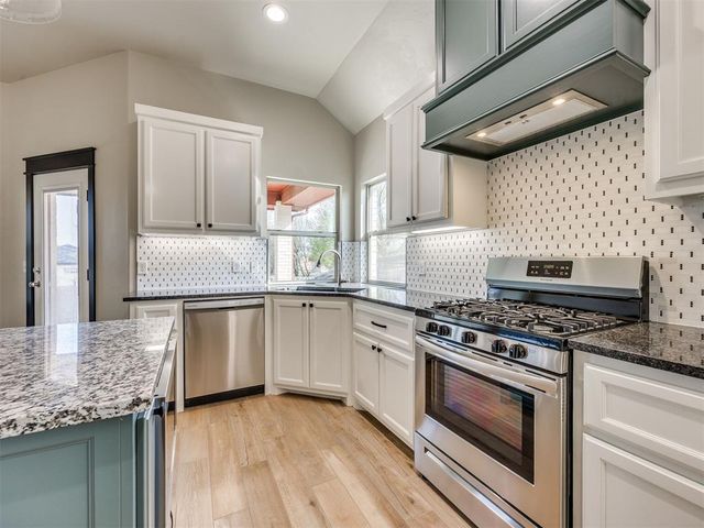 1525 NW 17th Place, Newcastle, OK 73065