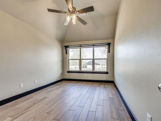 1525 NW 17th Place, Newcastle, OK 73065