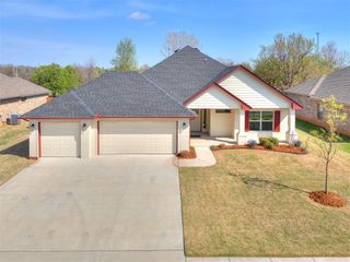 1525 NW 17th Place, Newcastle, OK 73065