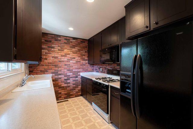 170 Ginger Dr, Auburn, CA 95603