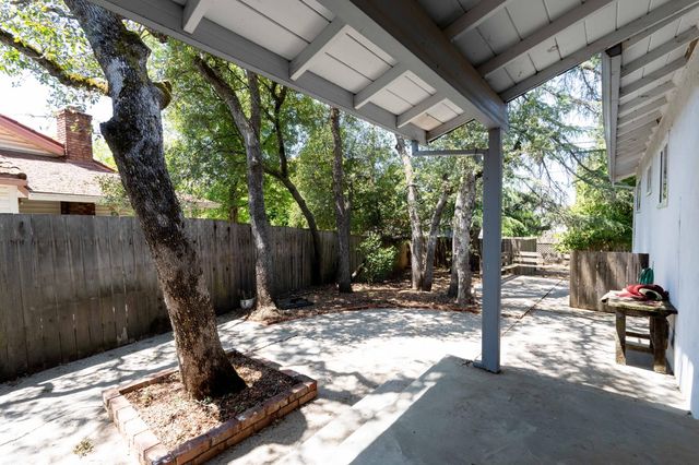 170 Ginger Dr, Auburn, CA 95603