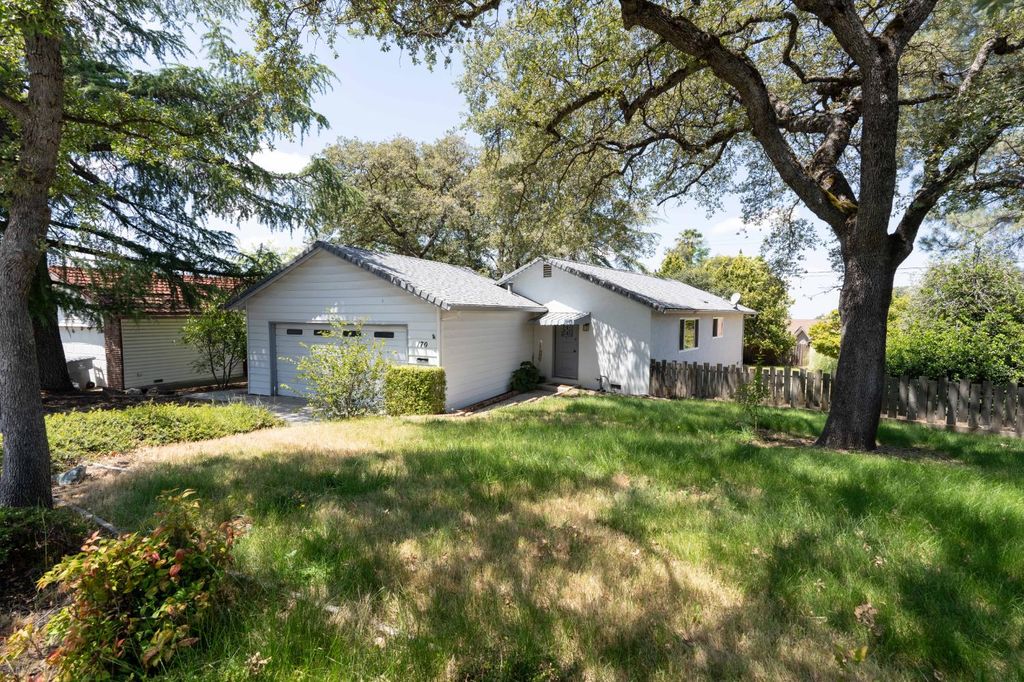 170 Ginger Dr, Auburn, CA 95603