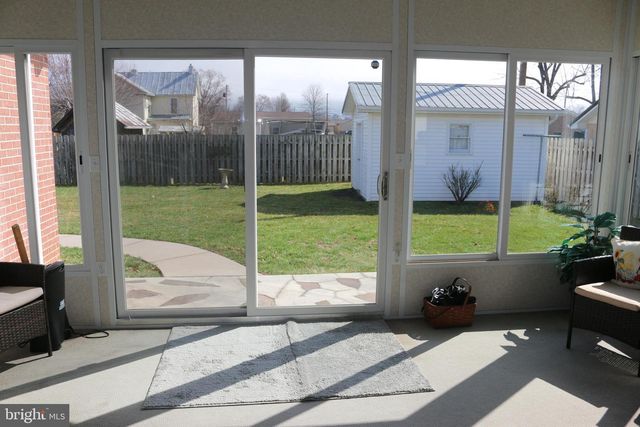 103 TRENTON ST, Petersburg, WV 26847