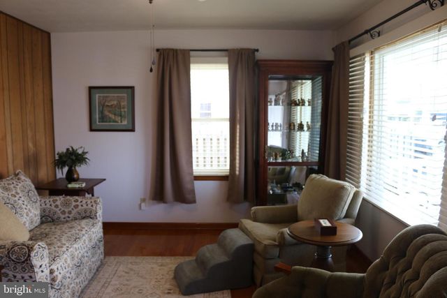 103 TRENTON ST, Petersburg, WV 26847