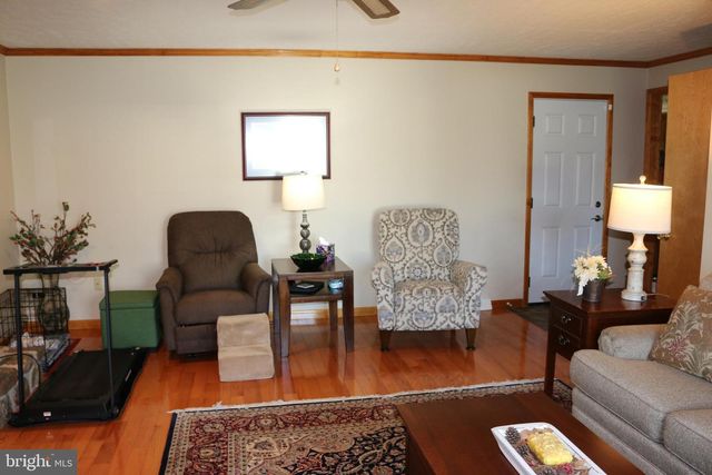 103 TRENTON ST, Petersburg, WV 26847