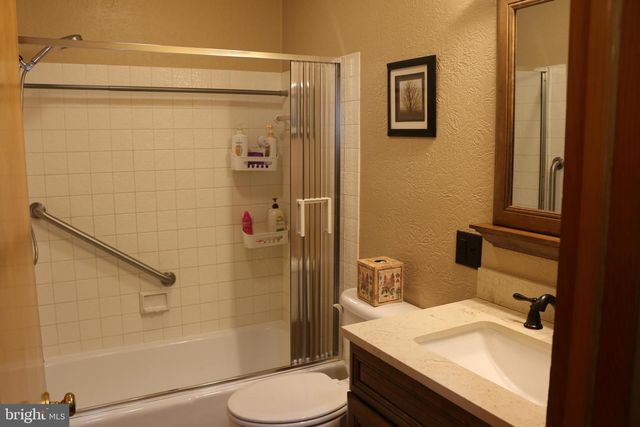 103 TRENTON ST, Petersburg, WV 26847