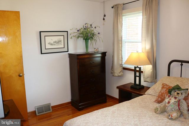 103 TRENTON ST, Petersburg, WV 26847