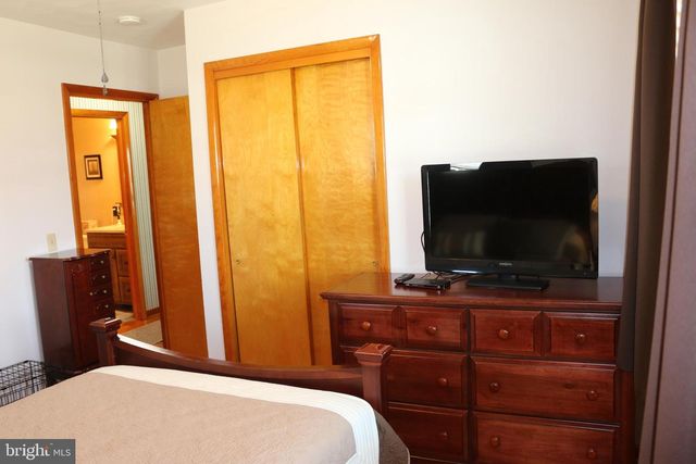 103 TRENTON ST, Petersburg, WV 26847