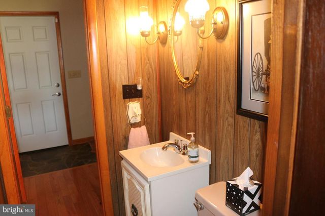 103 TRENTON ST, Petersburg, WV 26847