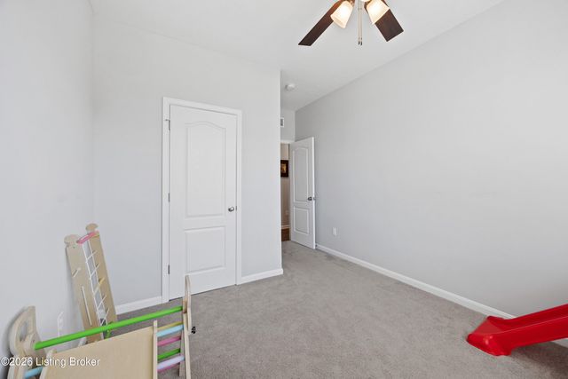 2116 Quail Ridge Dr, La Grange, KY 40031