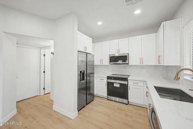 10726 E PORTOBELLO Avenue, Mesa, AZ 85212