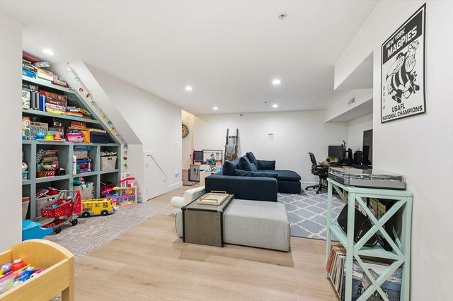 35 Tuckerman Street A, Boston, MA 02127