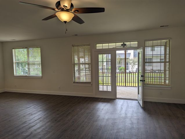 152 Historic Drive, Mount Pleasant, SC 29464
