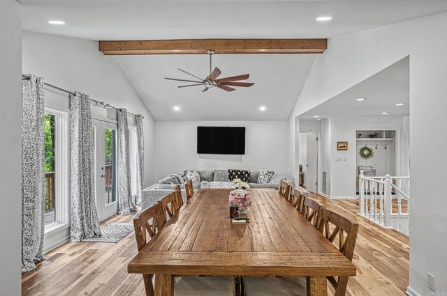 38 Estremedura DR, Hot Springs Village, AR 71909
