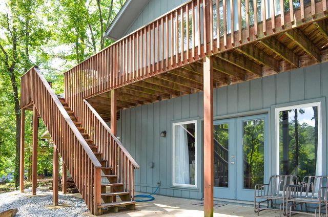 38 Estremedura DR, Hot Springs Village, AR 71909