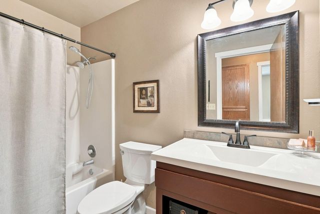 14418 N Chronicle St, Mead, WA 99021